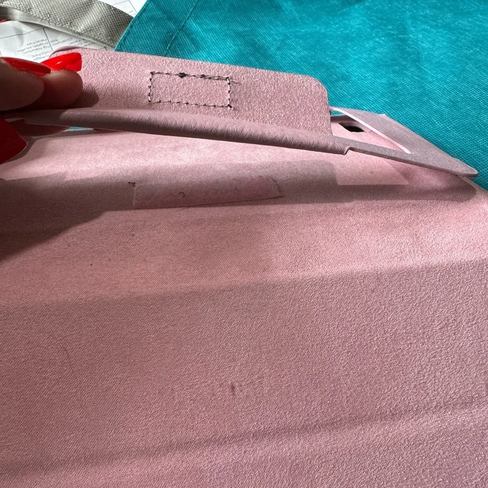 Kindle Fire Pink Cover/Stand Leather - Picture 2 of 5